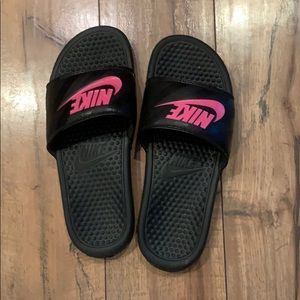Women’s Nike slides